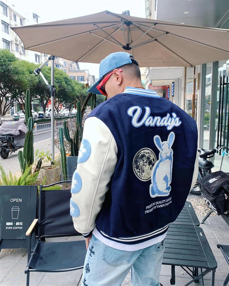 Chaqueta de Béisbol Bordada Vintage con Estampado Flocado de Conejo para Hombre
